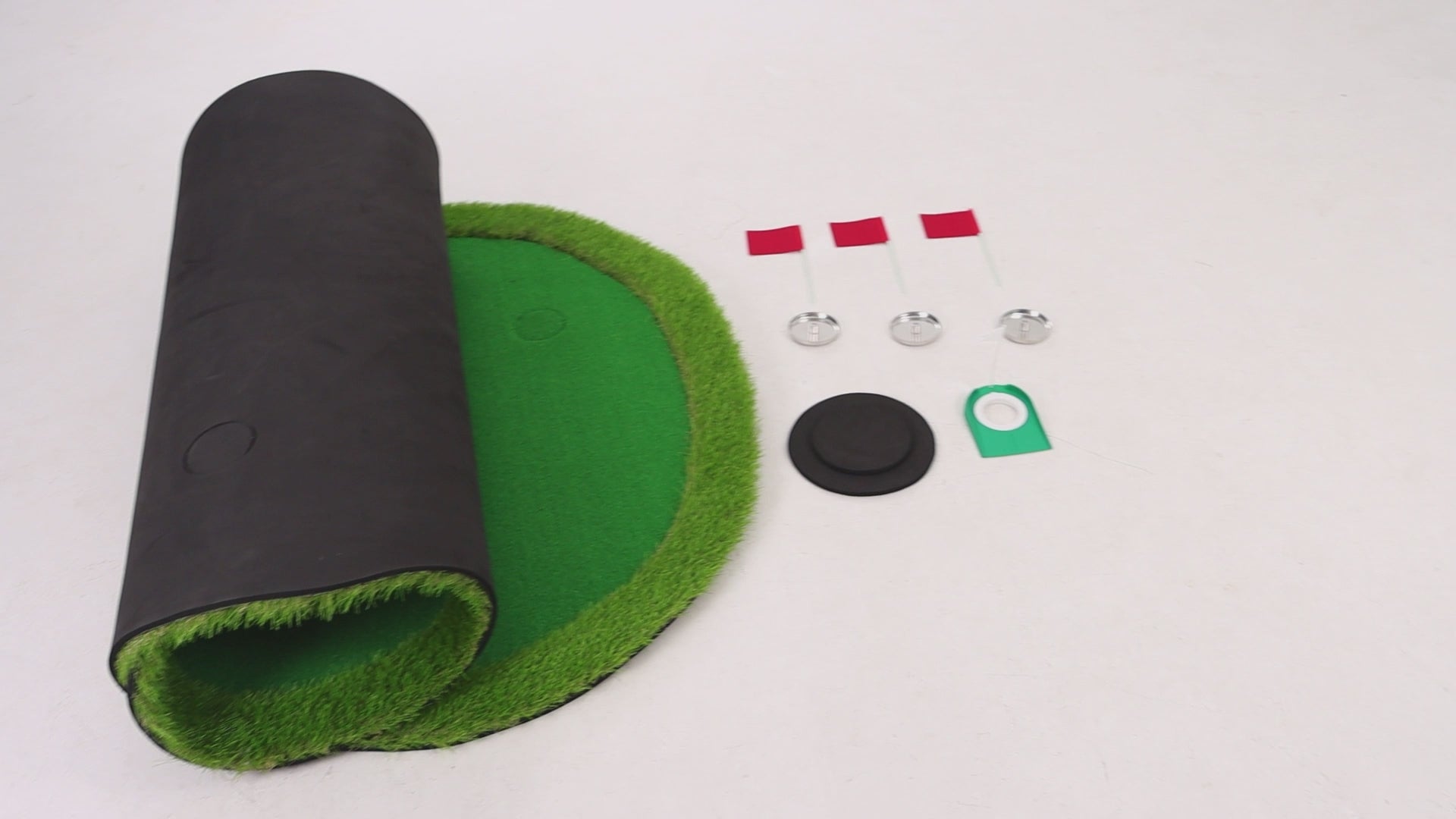 Nice C 5x10 ft Putting Green Mat – Indoor &amp; Outdoor Golf Simulator with 3 Holes, Flags &amp; Challenge Cup 